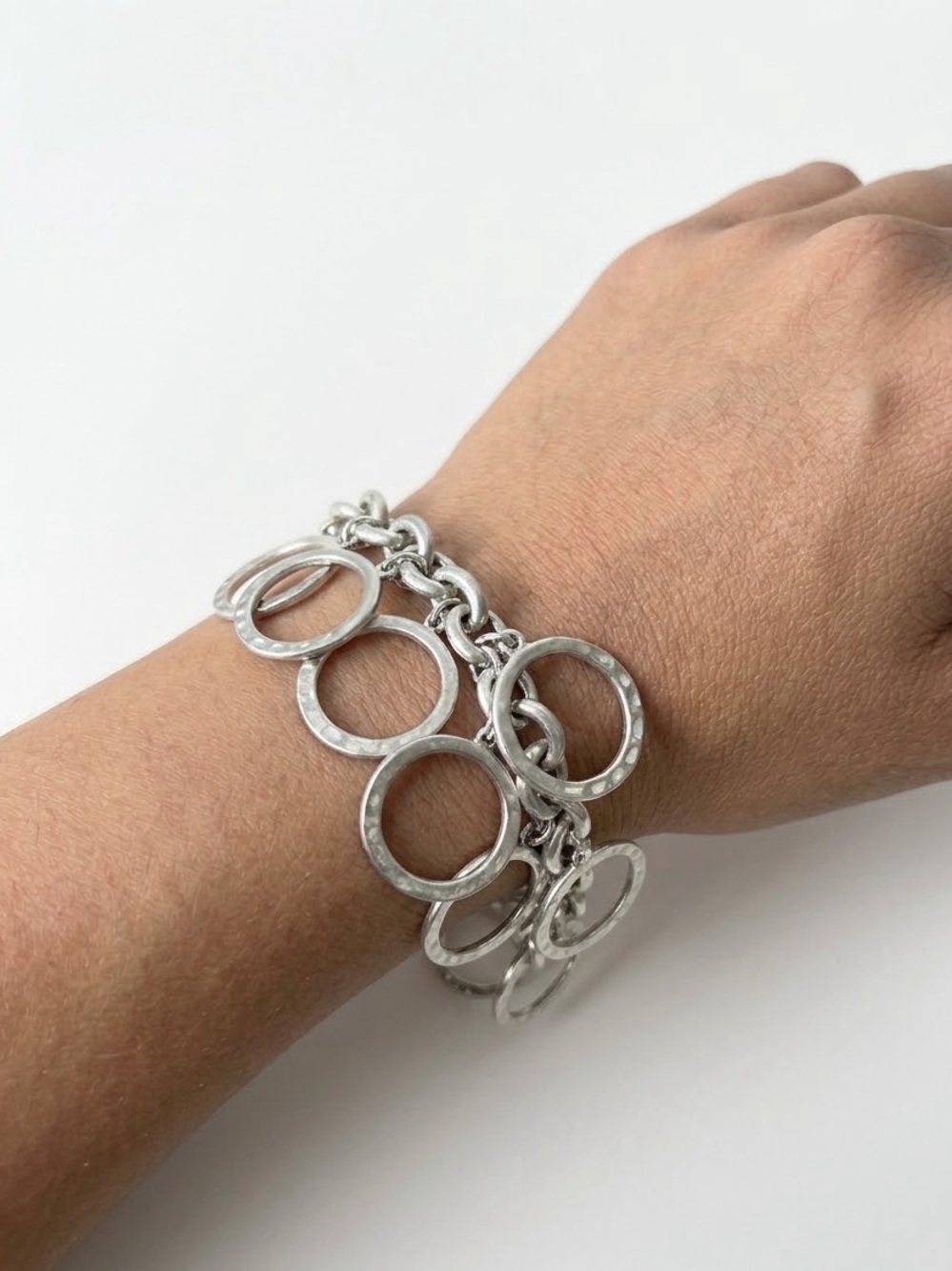 Brushed Metal Silver Toned Bracelet Dangle Hammered O Rings Chain